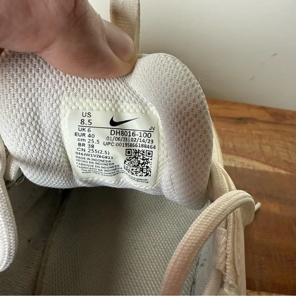 Nike Air Max 97 White Sneakers, Women’s 8.5 - Picture 9 of 10